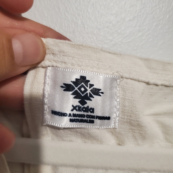 Xcala Autentic Hand Made top natural Linen with natural wool details - Picture 5 of 6